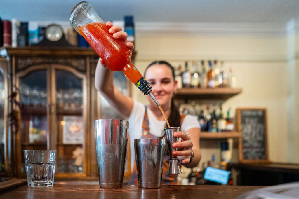Picnic bar cocktail drink